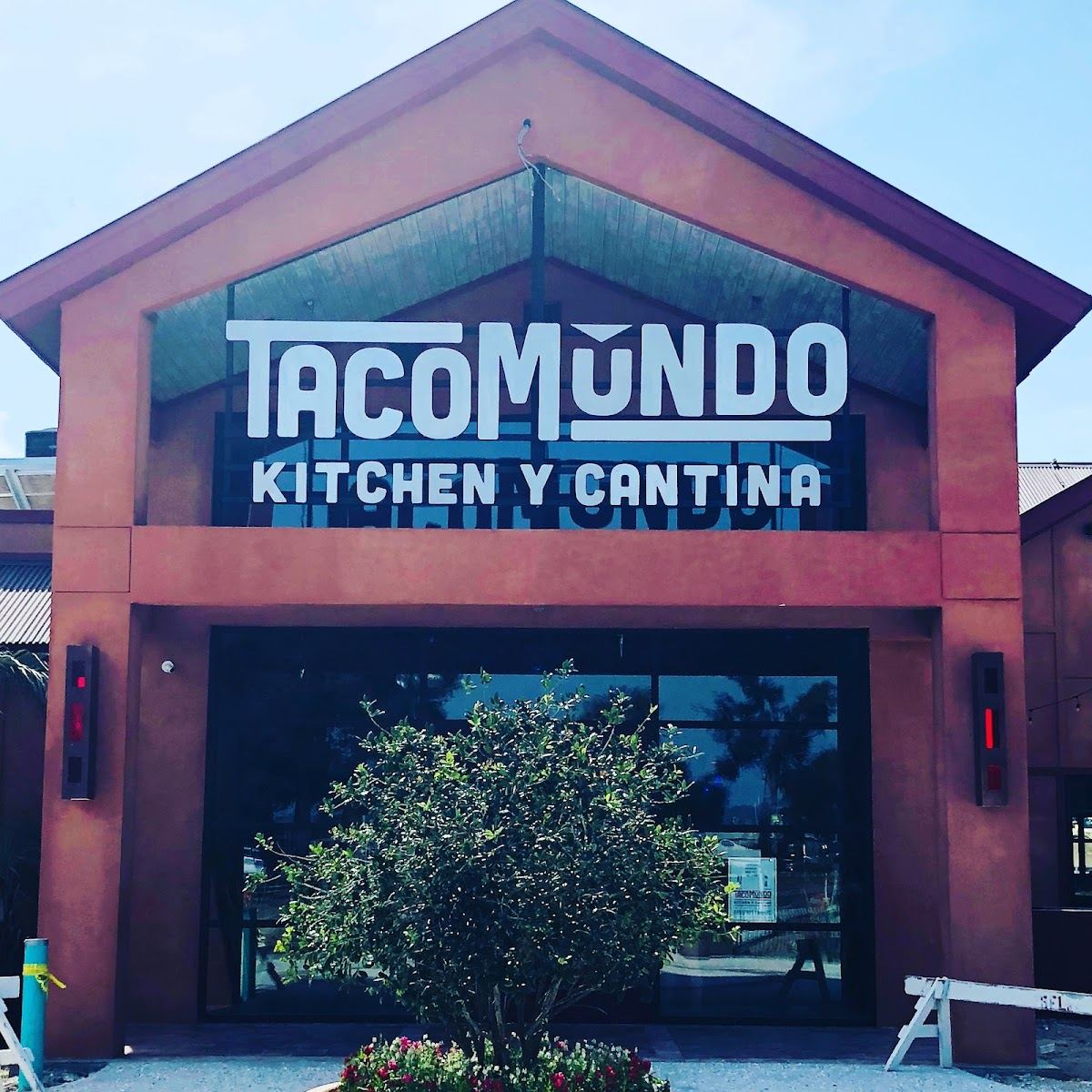 Taco Mundo Kitchen y Cantina