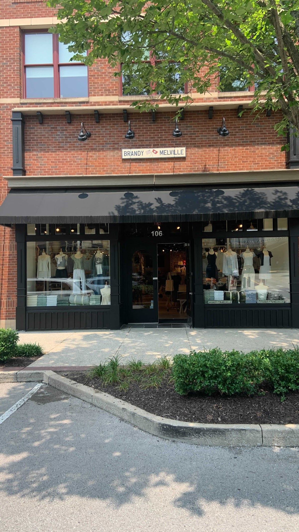 Brandy Melville - Nashville