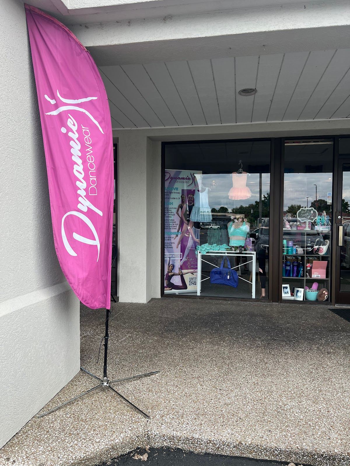 Dynamic Dancewear