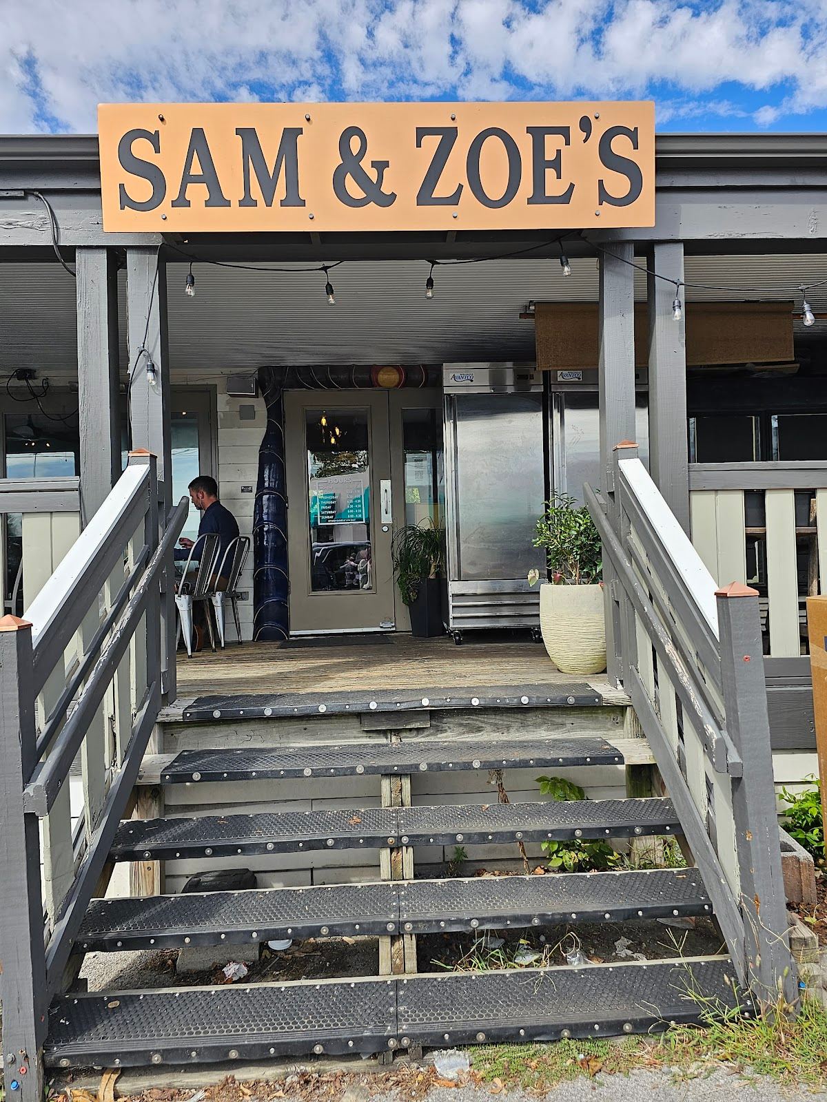 Sam & Zoe’s