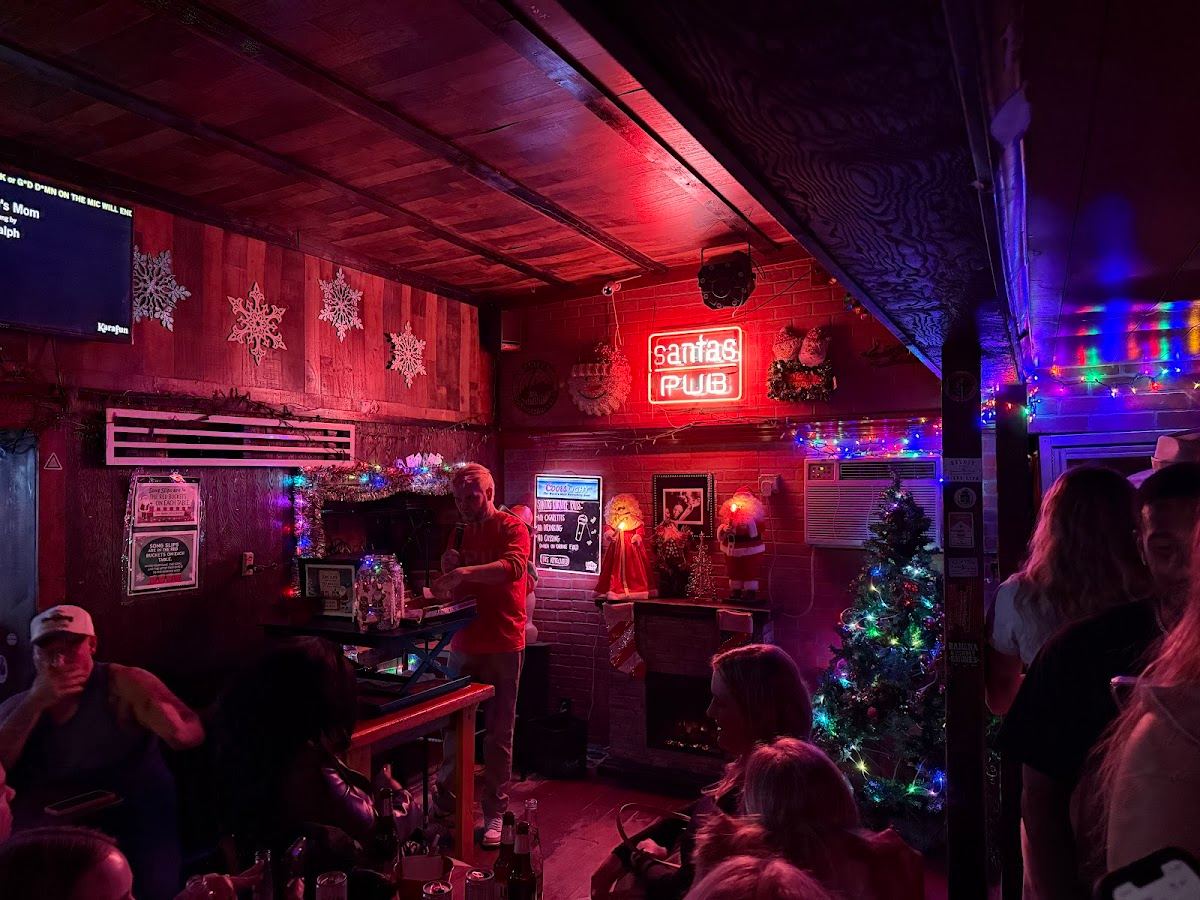 Santa's Pub