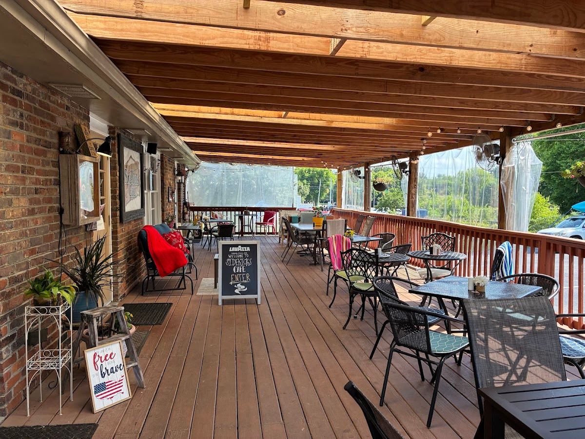 SideKicks Café