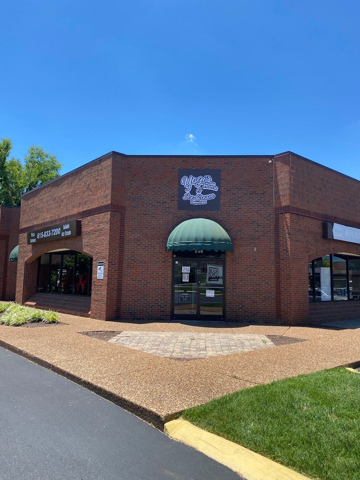 Yogi's Pizzeria & Ice Cream Emporium