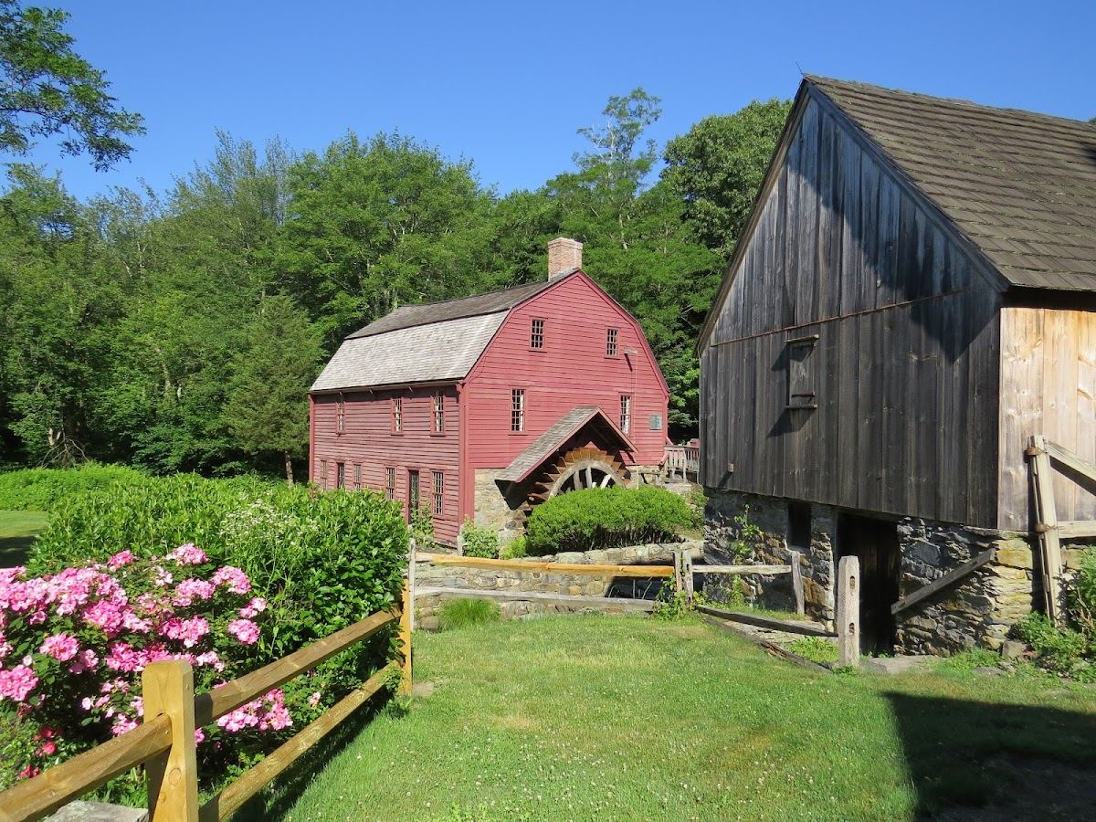 Gilbert Stuart Birthplace & Museum