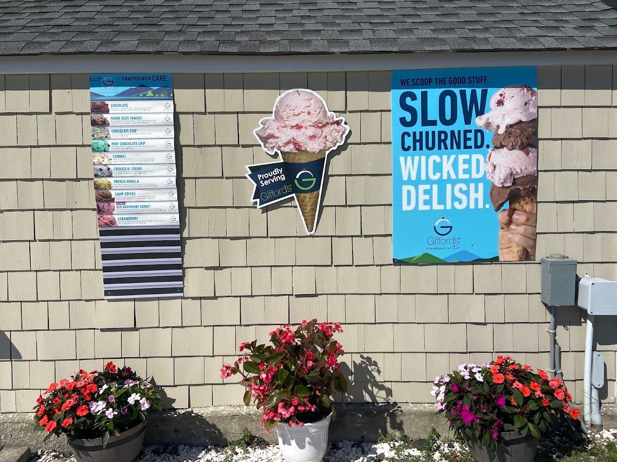Scuttlebutt Snack Bar