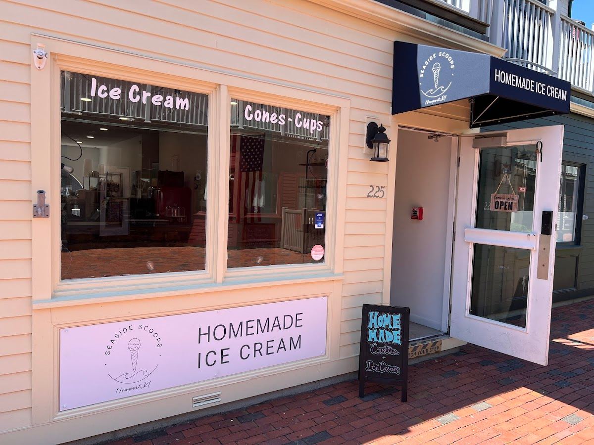 Seaside Scoops