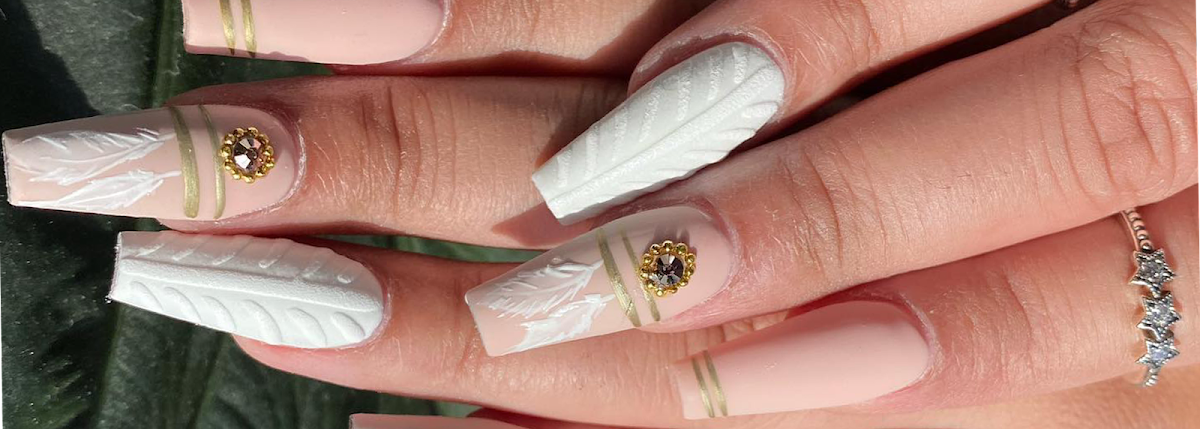 Apple Nails Salon