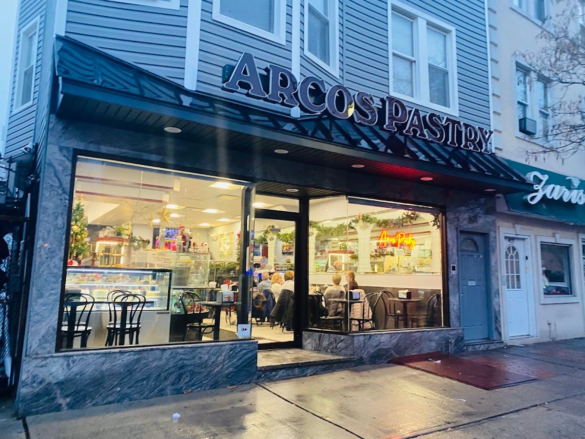 Arcos Pastry
