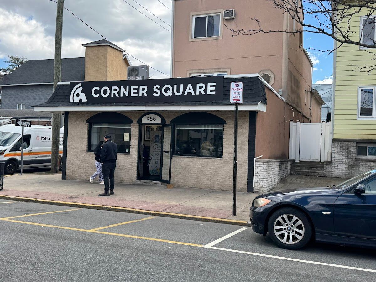 Corner Square