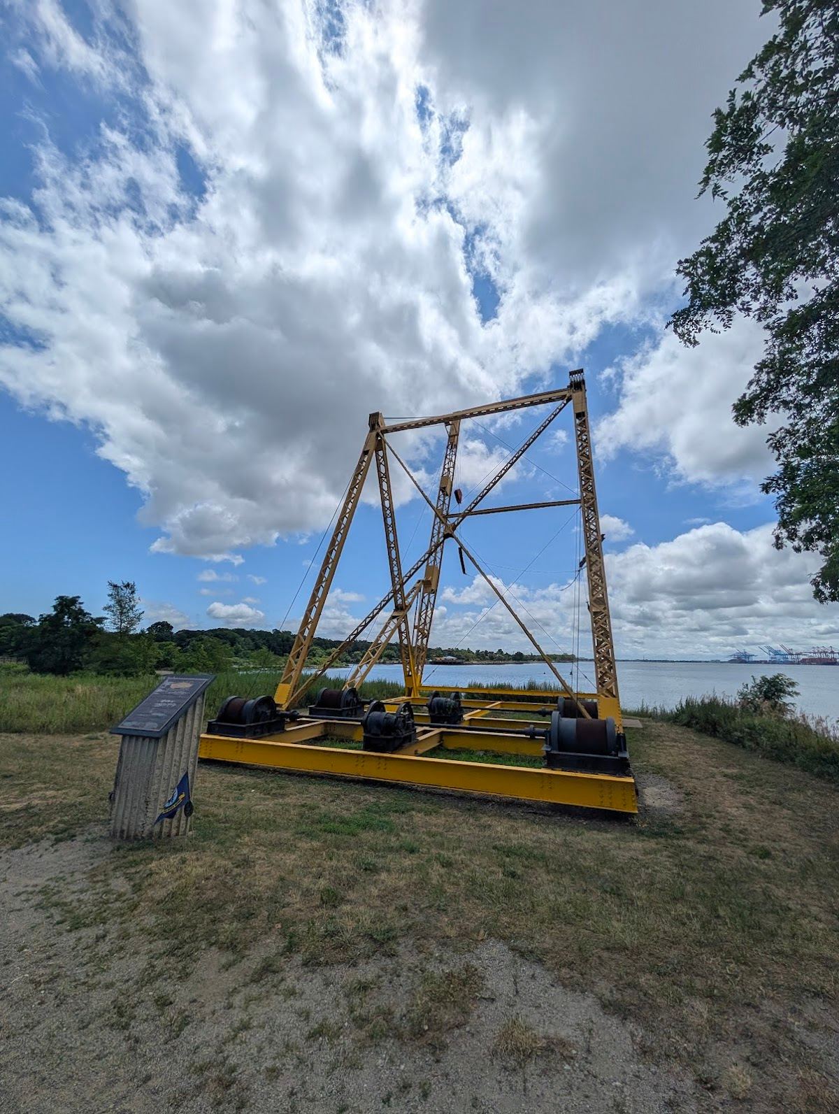 ELCO PT Crane