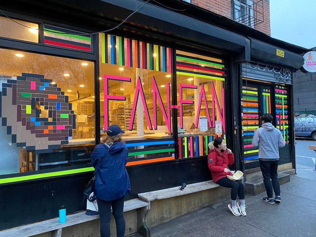 Fan Fan Doughnuts