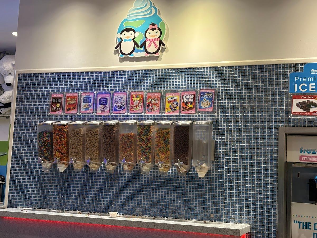 Frozen Planet Yogurt