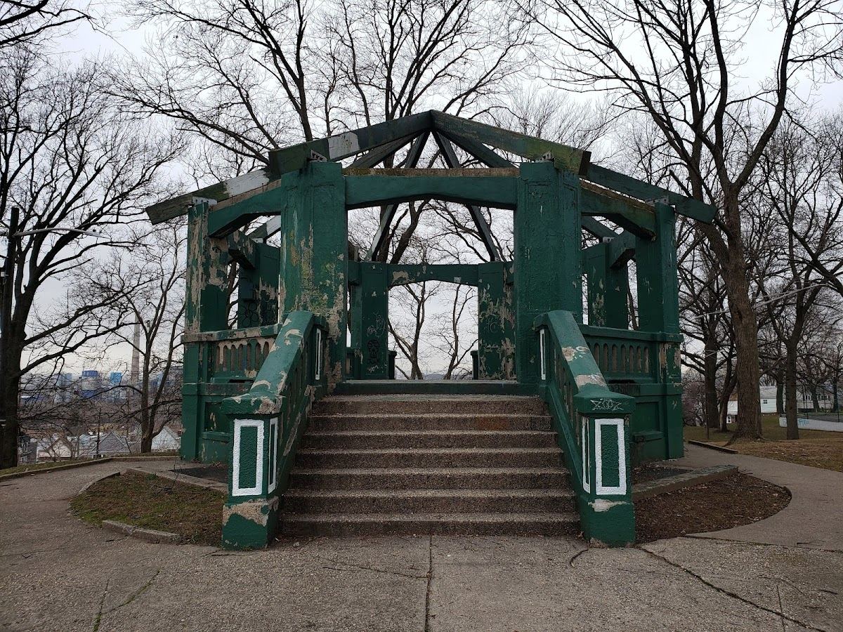 Leonard Gordon Park