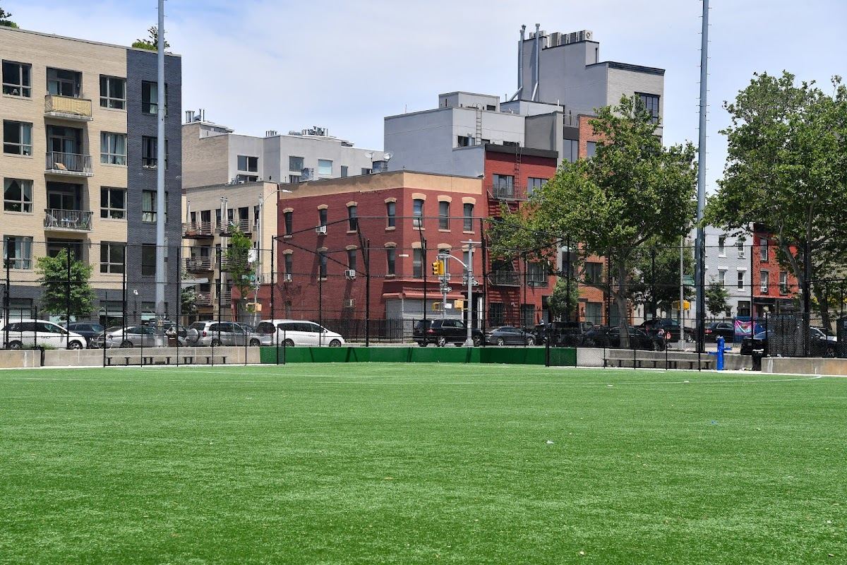 Sternberg Park
