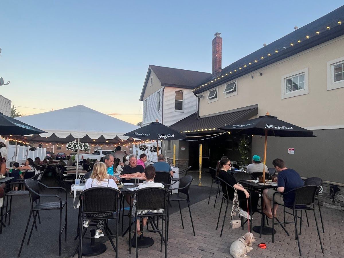 The New Park Tavern