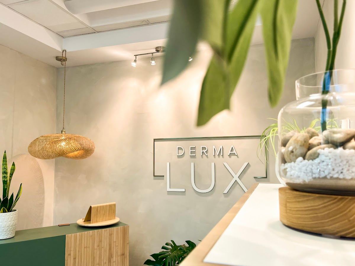 DermaLUX Clinic