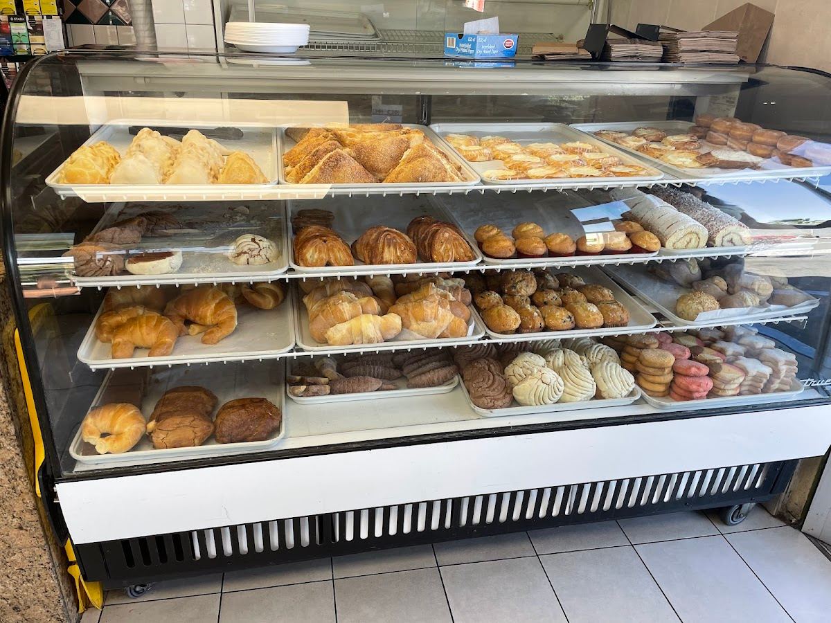 Villa Bakery & Restaurant