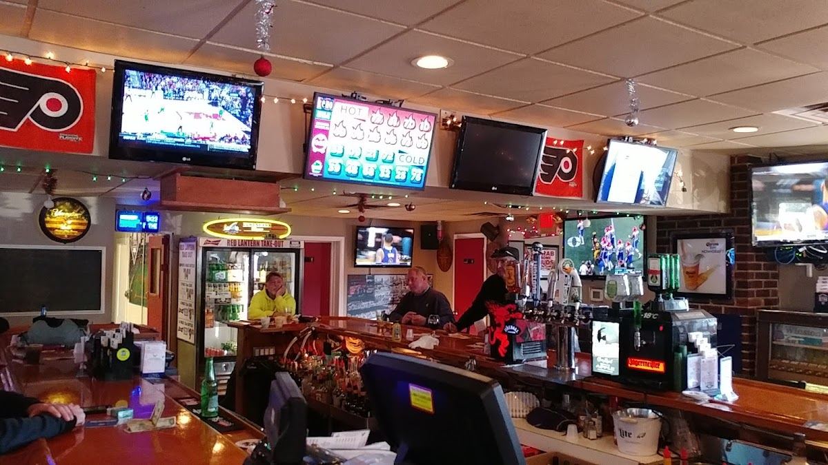 Red Lantern Tavern
