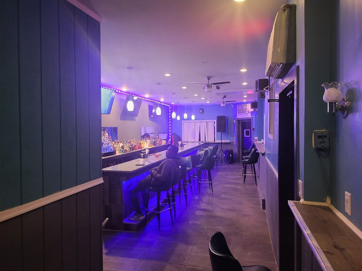 Uptop Bar