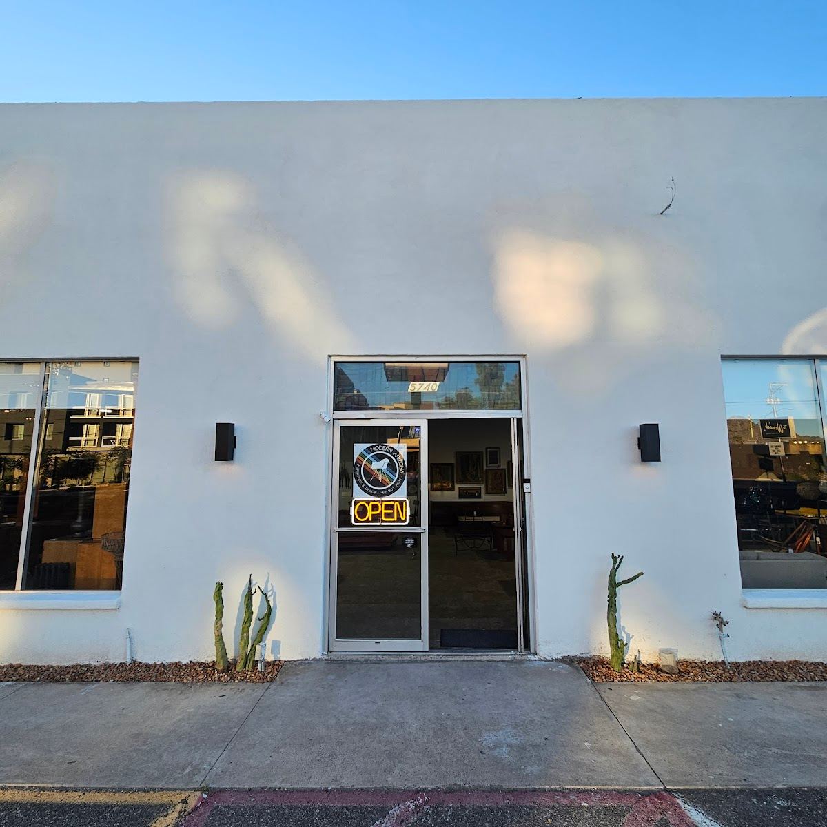 Modern Arizona