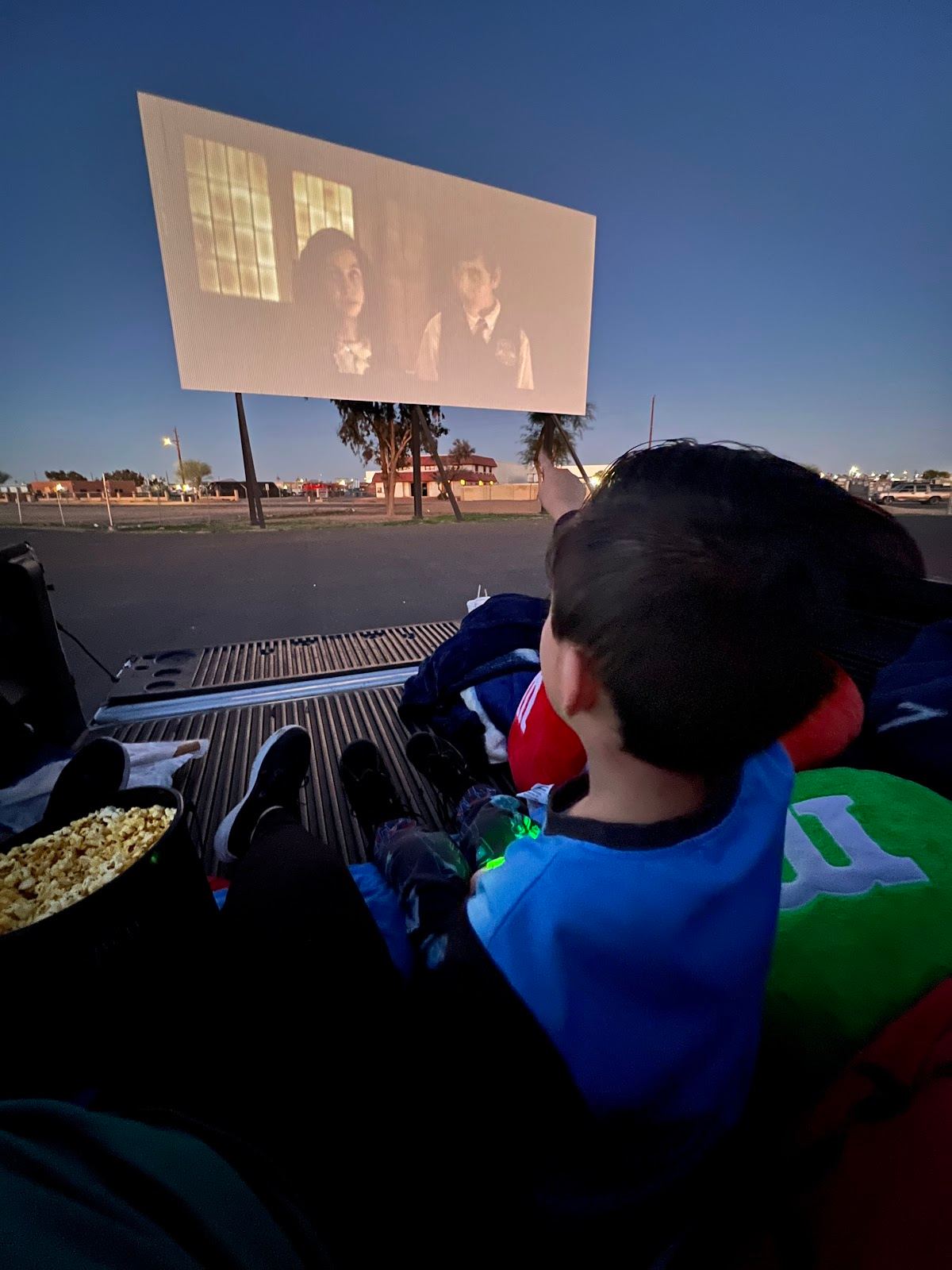 West Wind Glendale 9 Drive-In