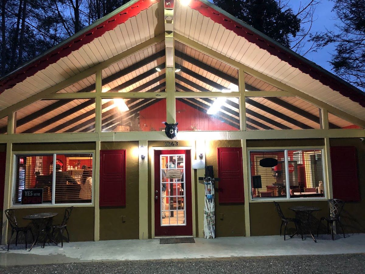 Hungry Bear Bbq #1