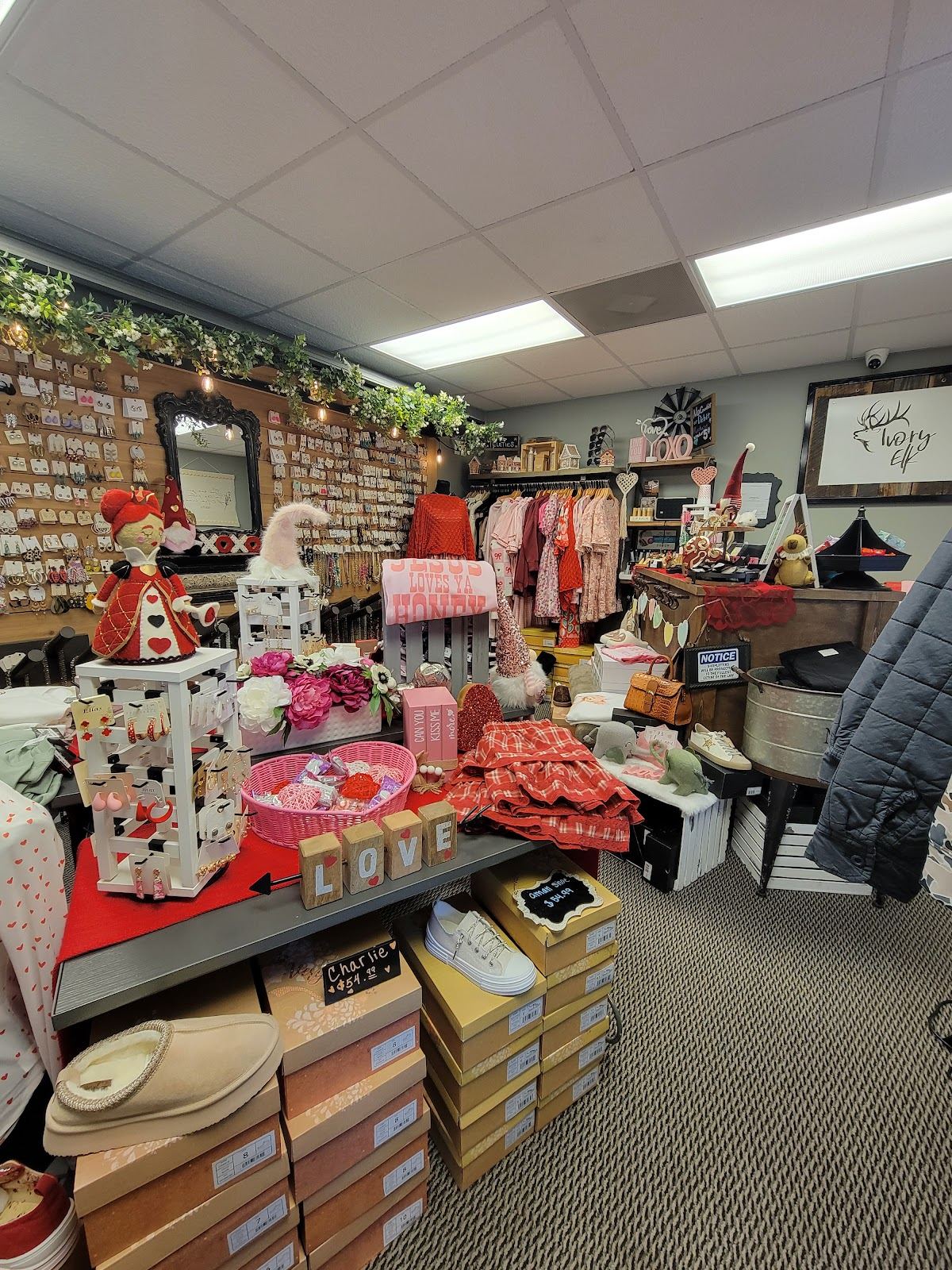 Ivory Elk Boutique Inc
