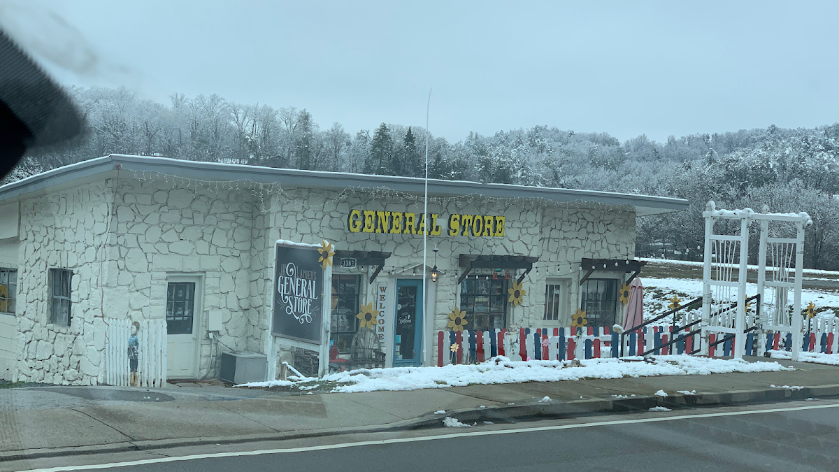 Lanier's General Store