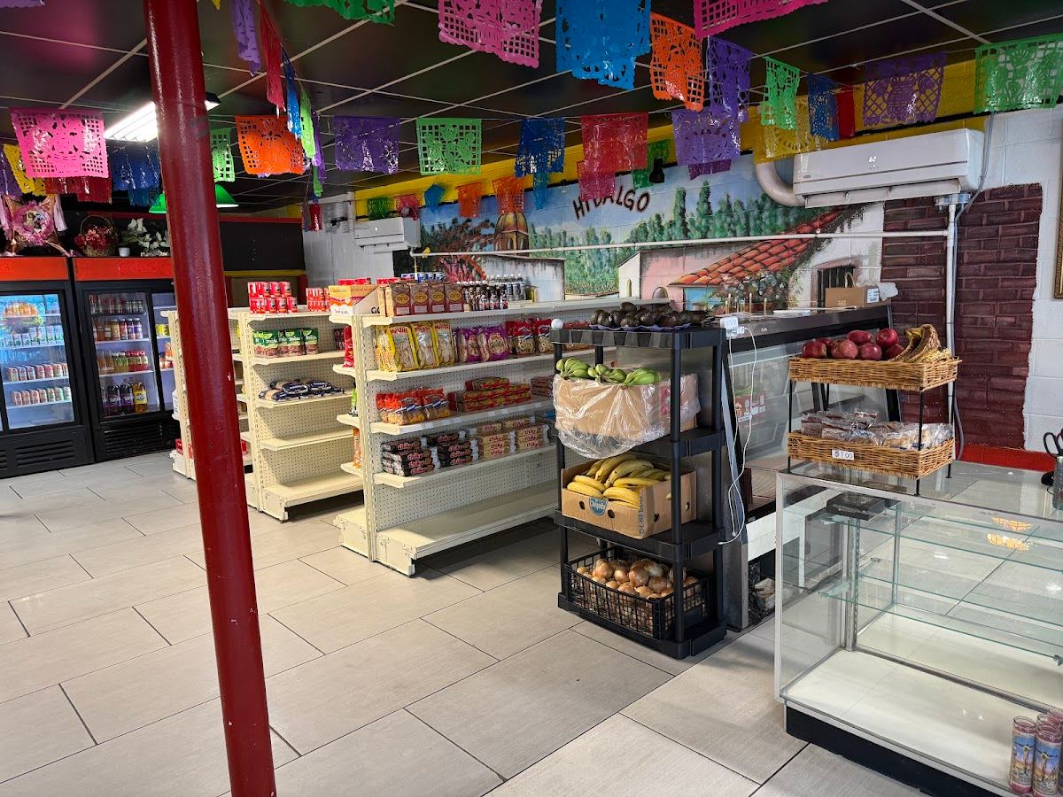 Rancho Latinos Market & Restaurant