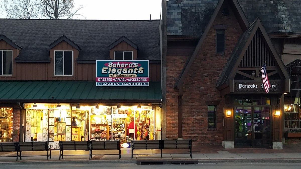 Sahara’s Elegants Of Gatlinburg