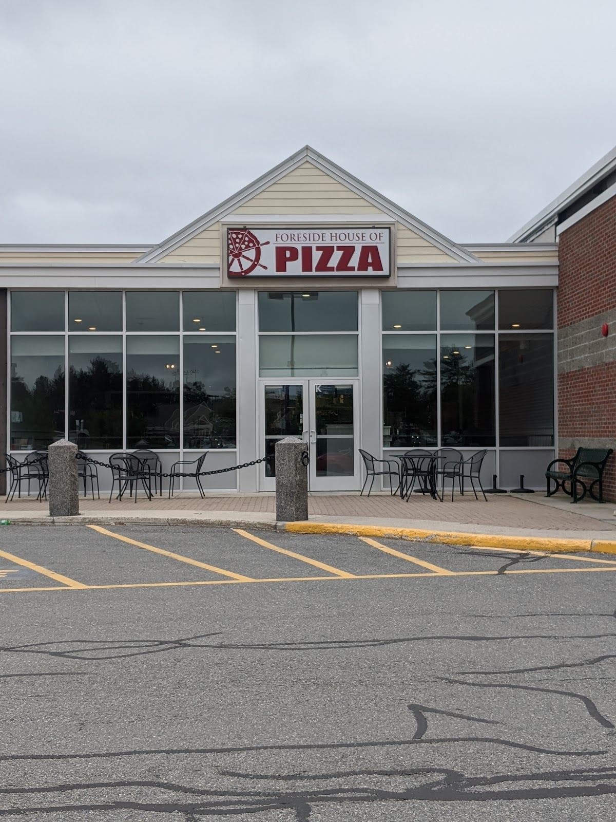 Foreside House of Pizza
