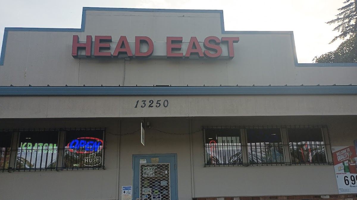 Head East Smoke & Vape