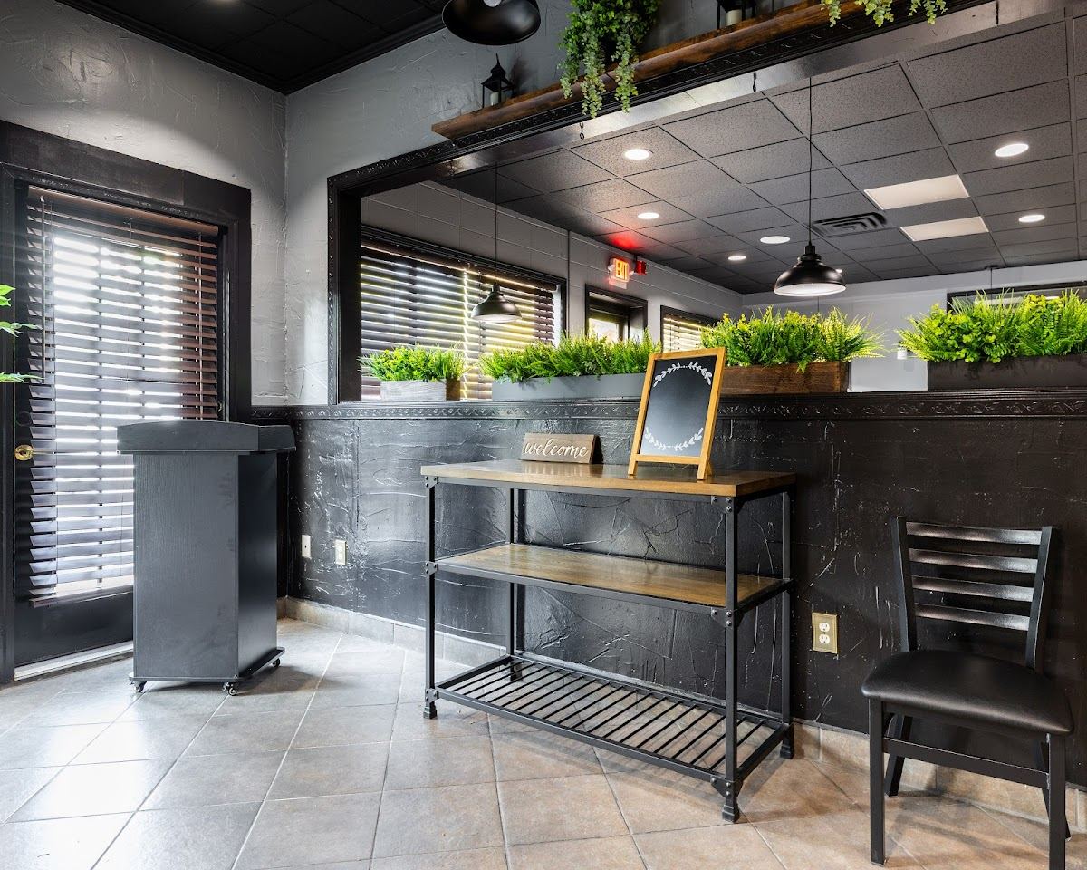 Black Dog Tavern