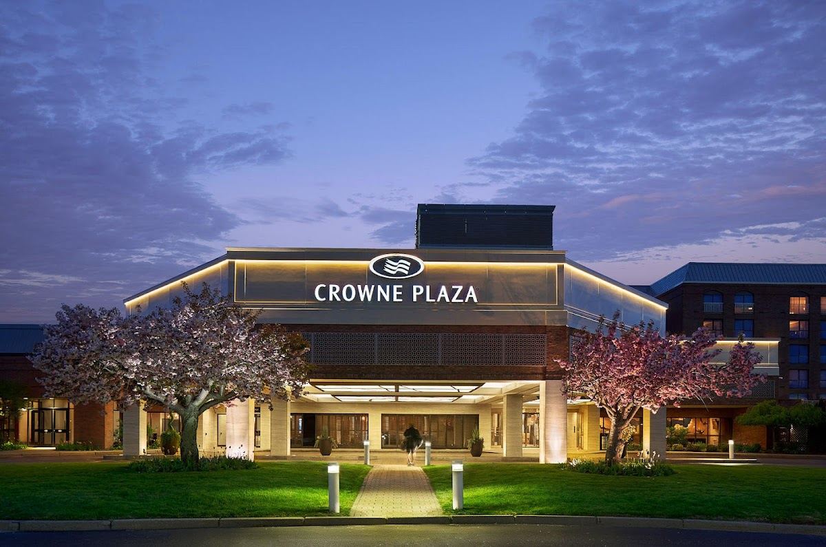 Crowne Plaza Providence-Warwick (Airport) by IHG
