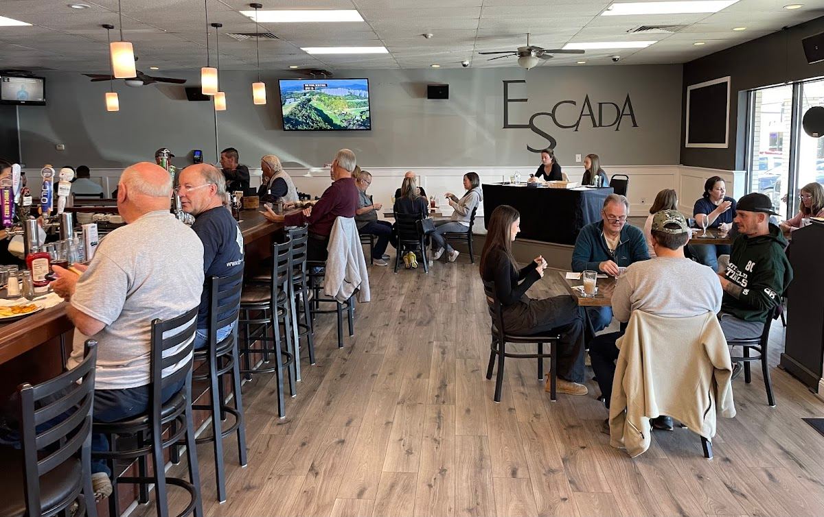 Escada Restaurant & Bar