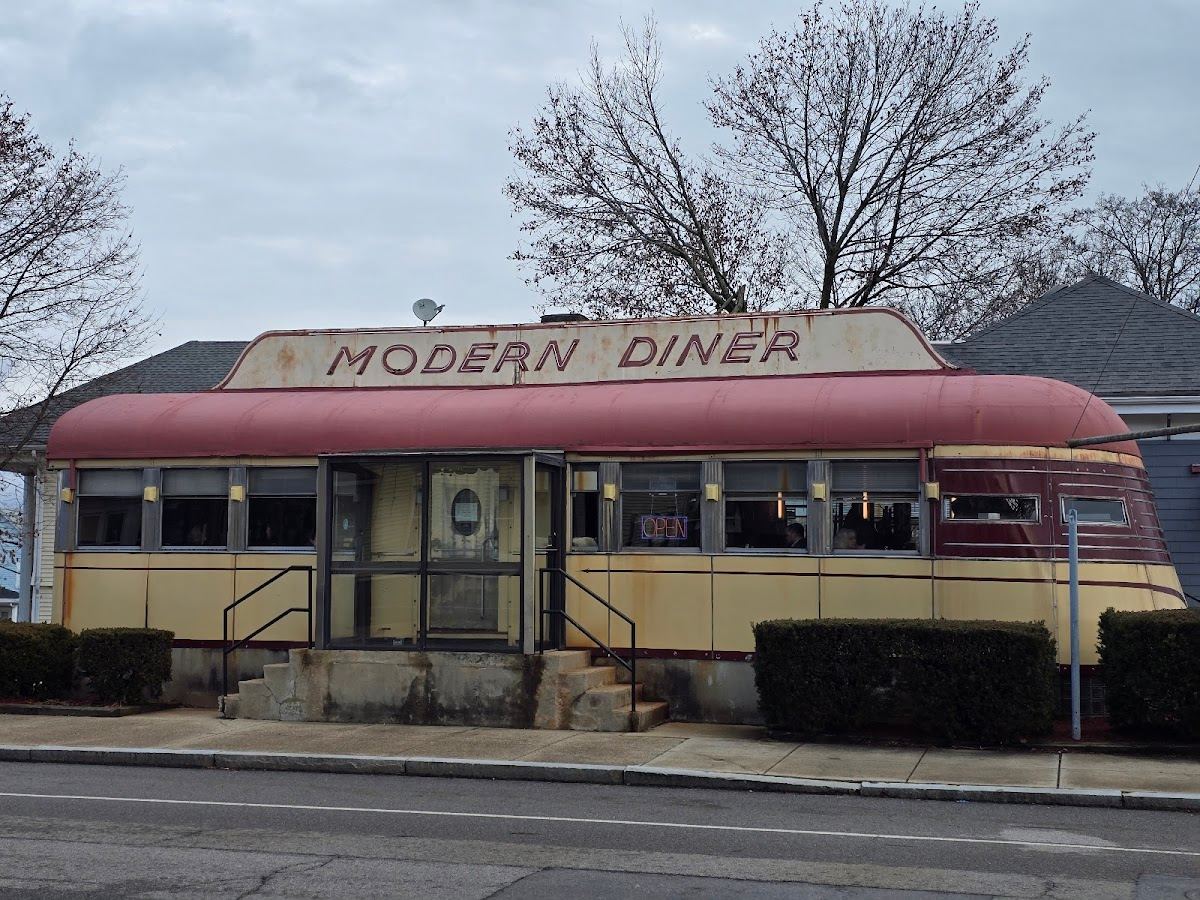 Modern Diner