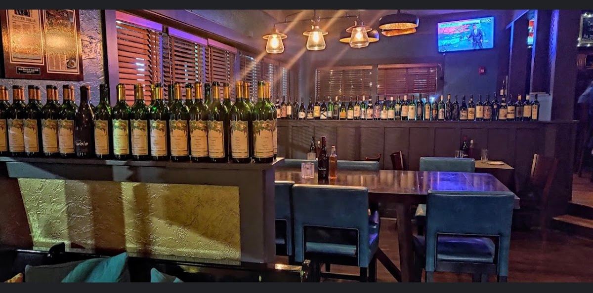 Tavolo Wine Bar & Tuscan Grille (Smithfield)