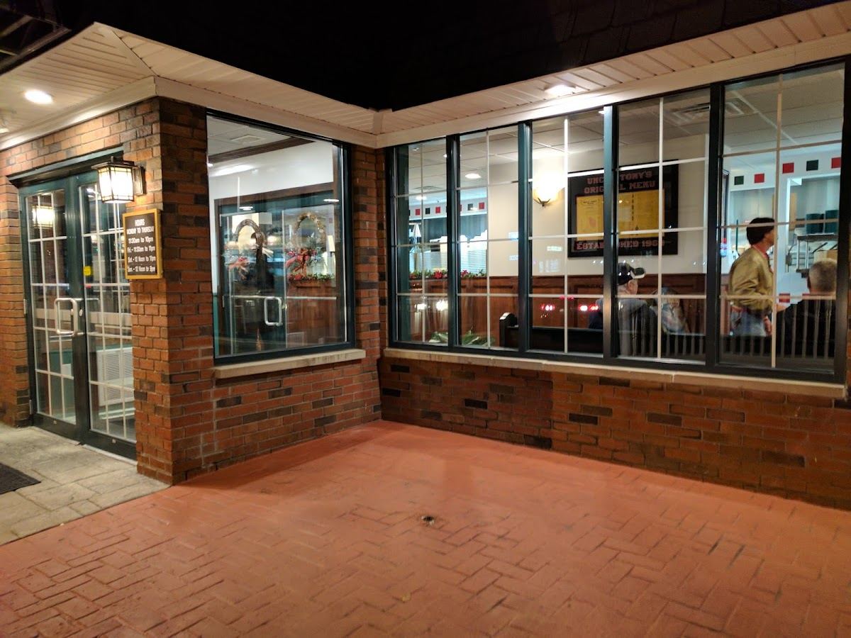 Uncle Tony's Pizza & Pasta