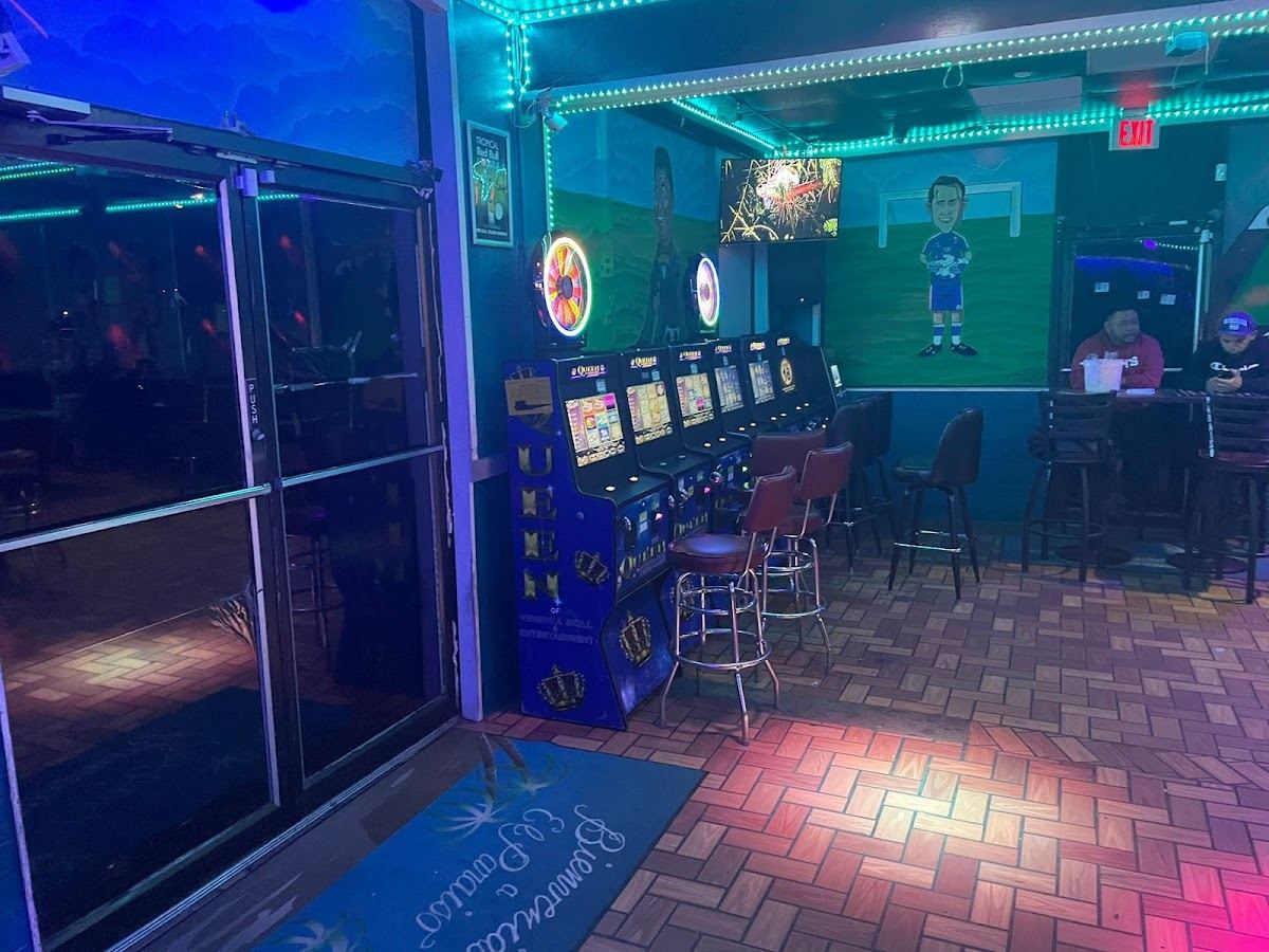 El Nuevo Paraiso Sport Bar