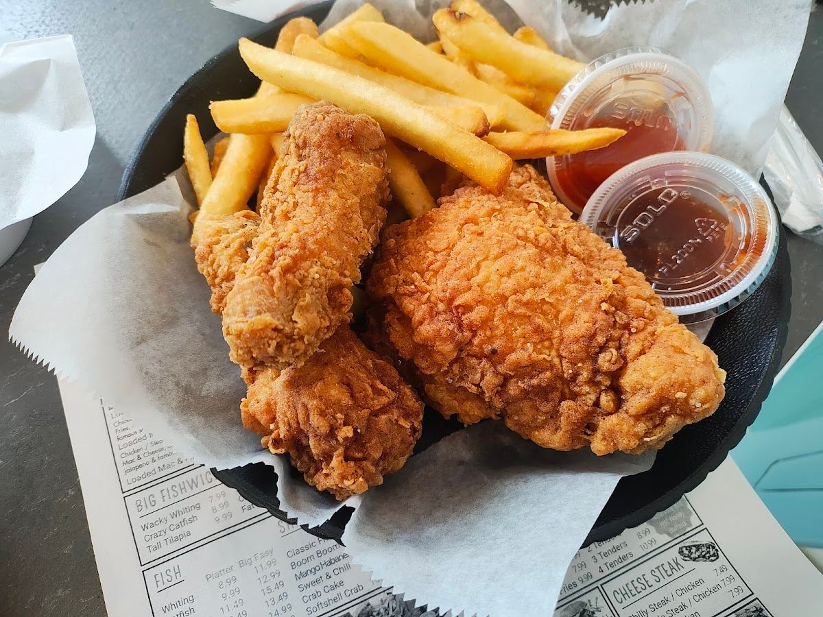 Famous Fried Chicken & Seafood