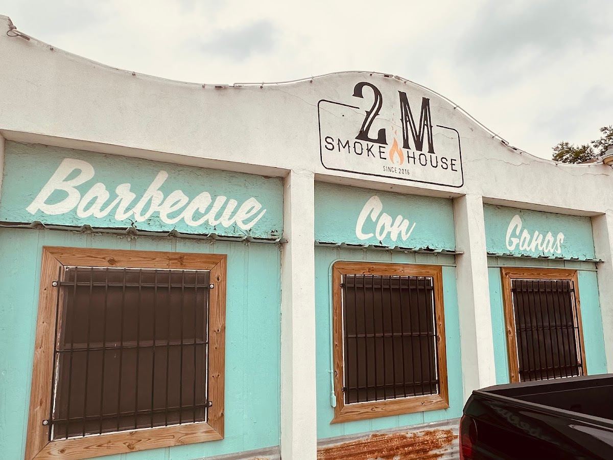 2M Smokehouse