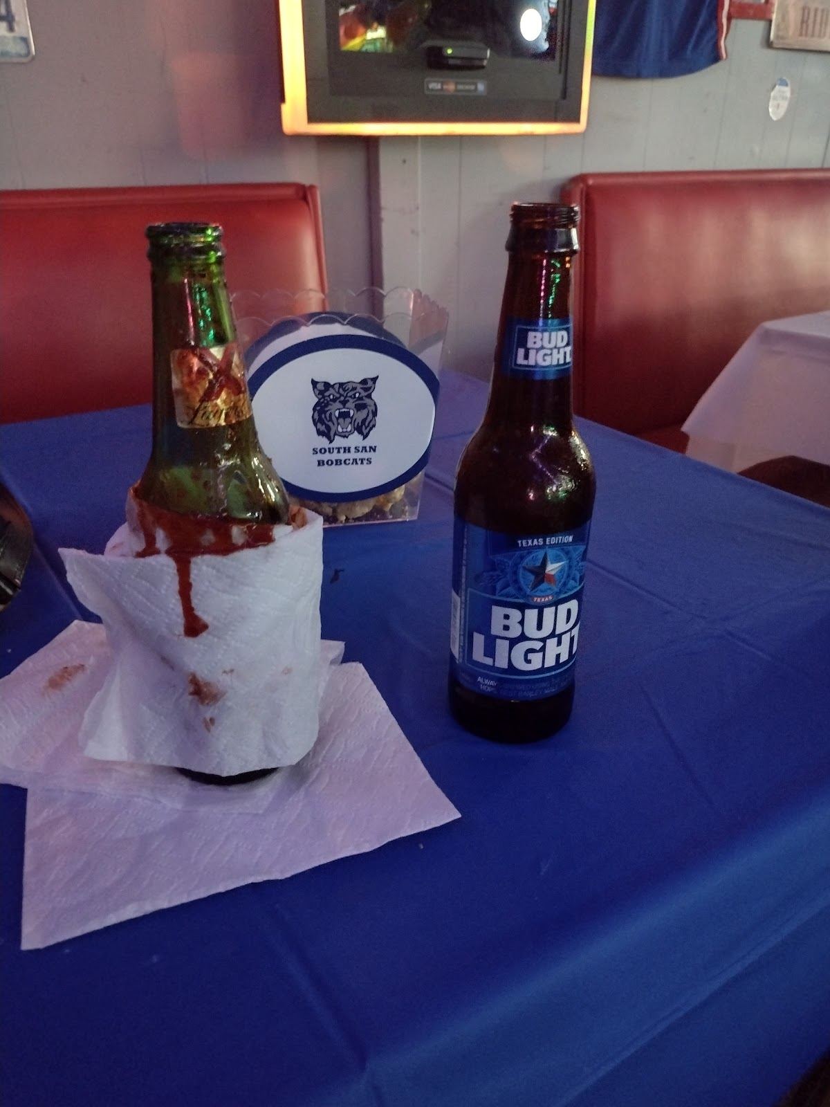 Hunter's Corner Sport Bar