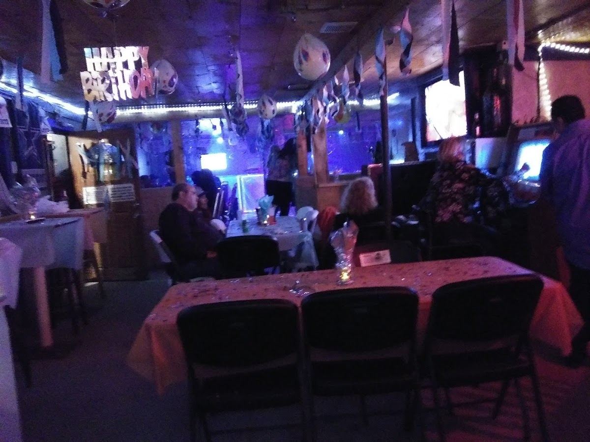 J & B Bar