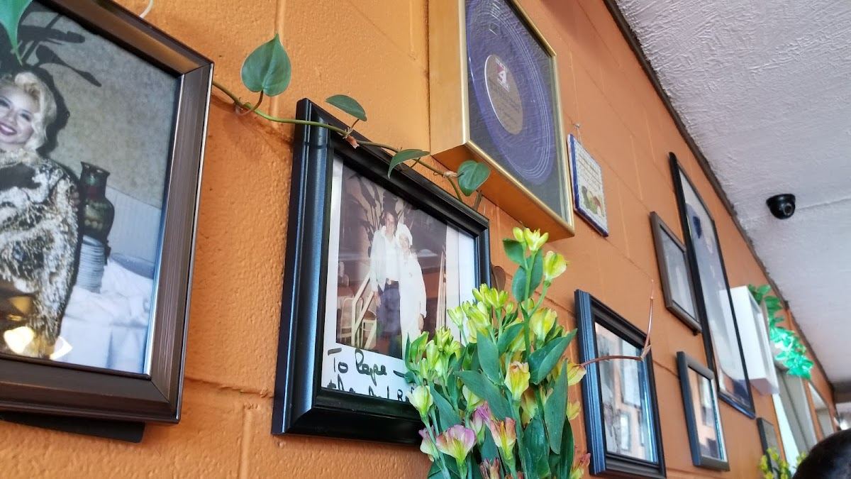 La Sorrentina Italian Restaurant
