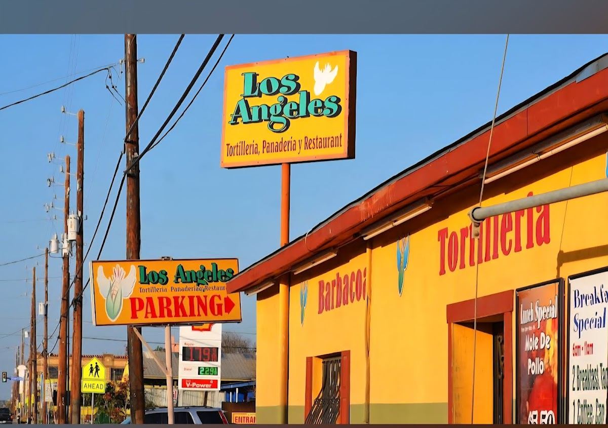 Los Angeles Tortilleria, Restaurant & Bakery