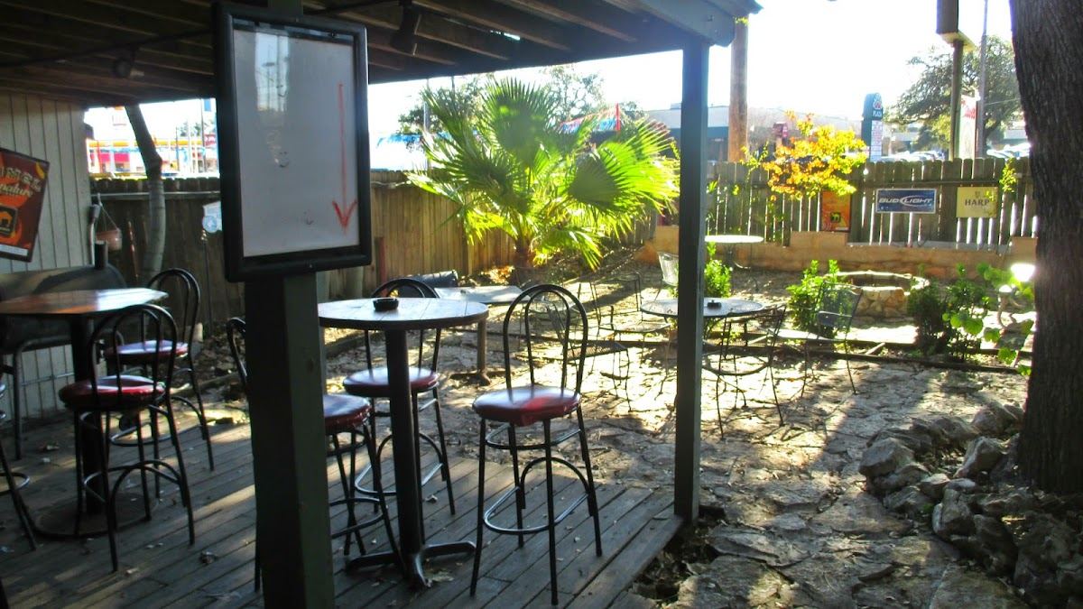 Oak Hills Tavern