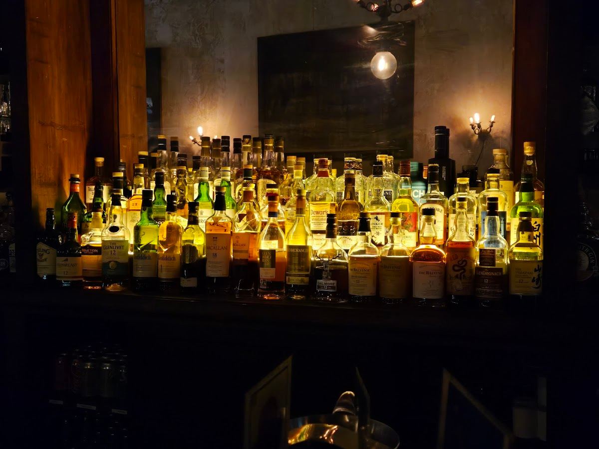 The Esquire Tavern