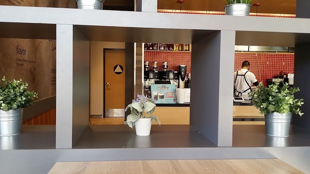 85°C Bakery Cafe-National City