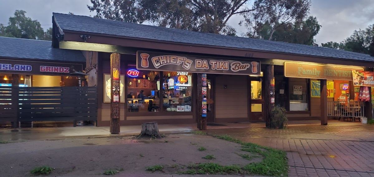Chief's Da Tiki Bar