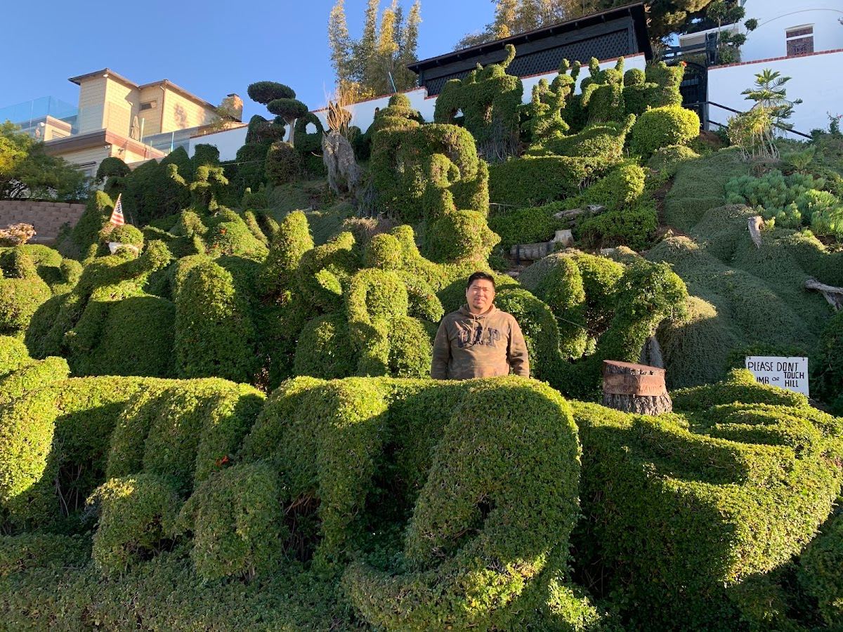 Harper's Topiary Garden